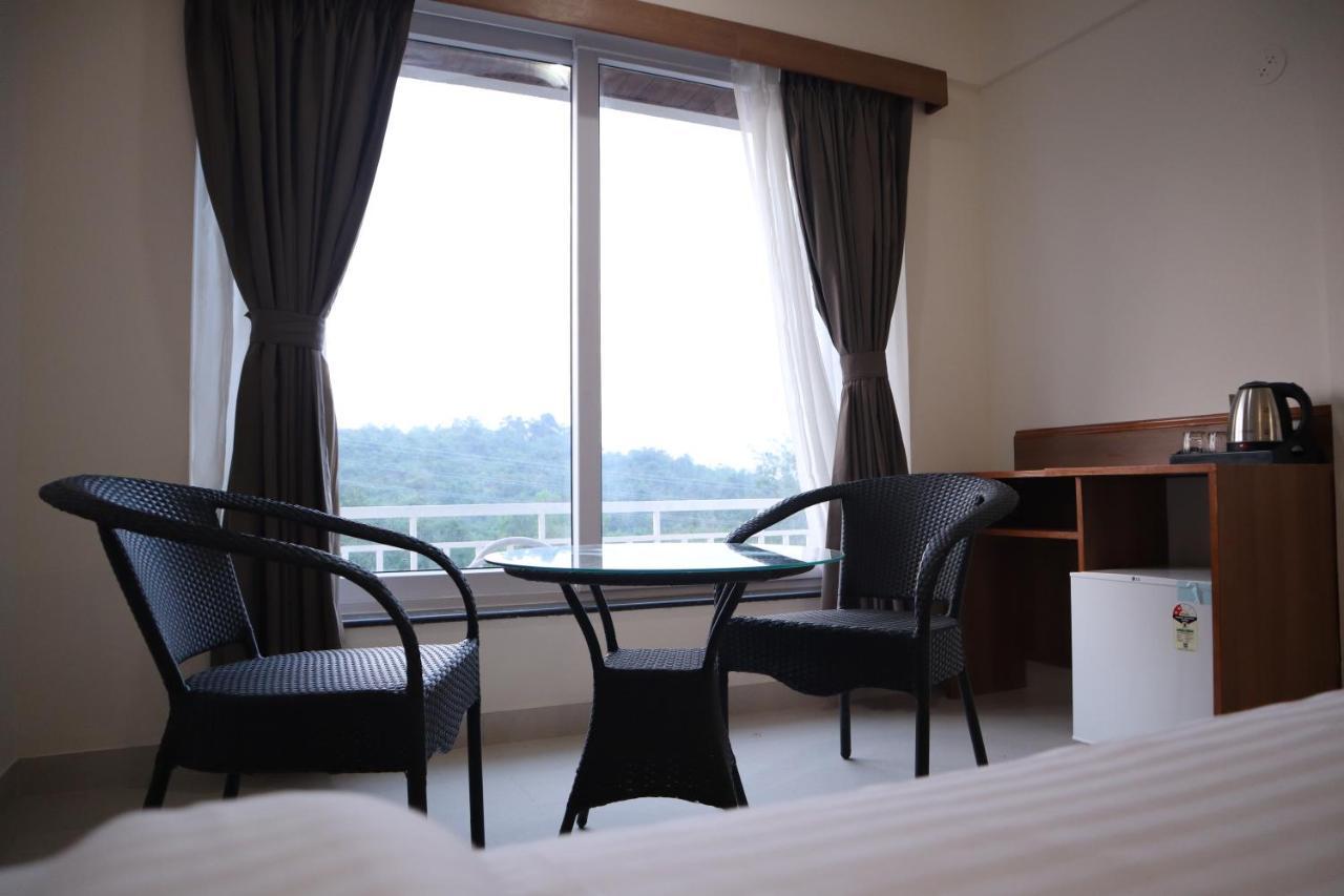 Hotel Wayfarer Porvorim Kültér fotó